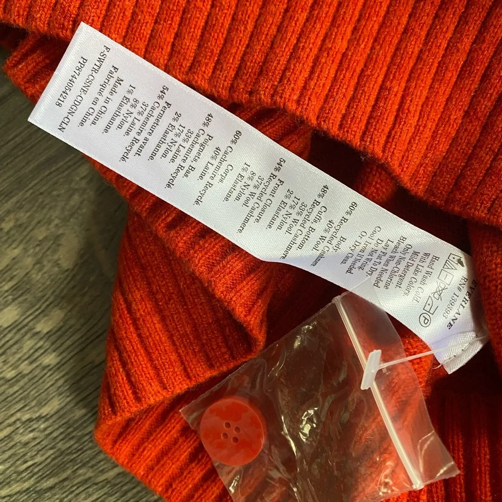 Everlane ReCashmere Varsity Cardigan Red XS ~ Cashmere